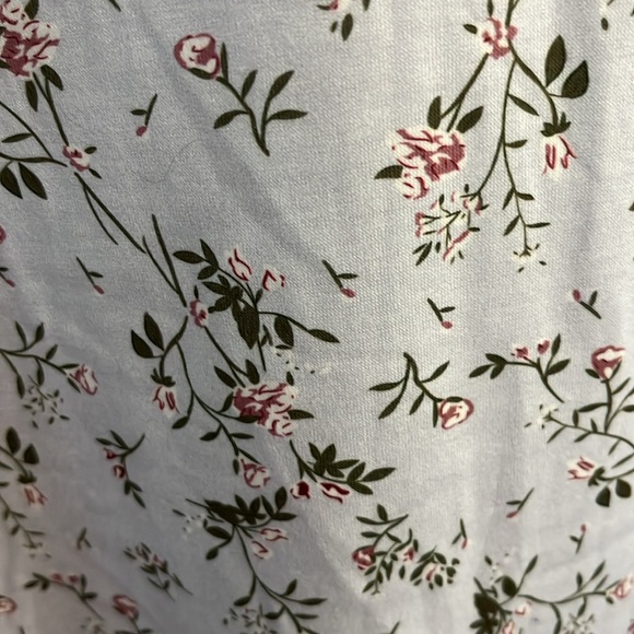 Bloomchic T-shirt - Picture 6 of 6